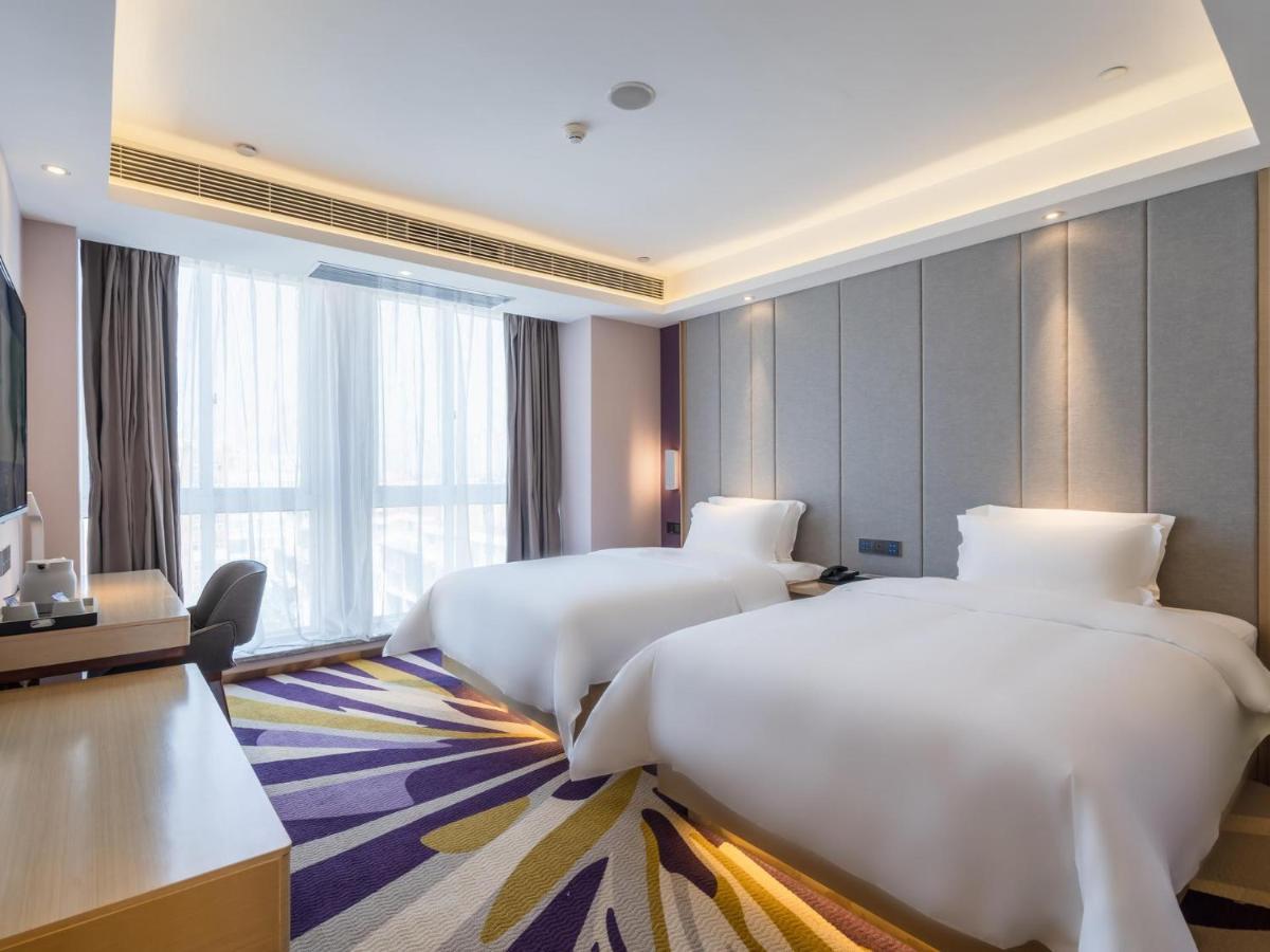 Lavande Hotel Luzhou Wanda Plaza Southwest Commercial City Exterior photo
