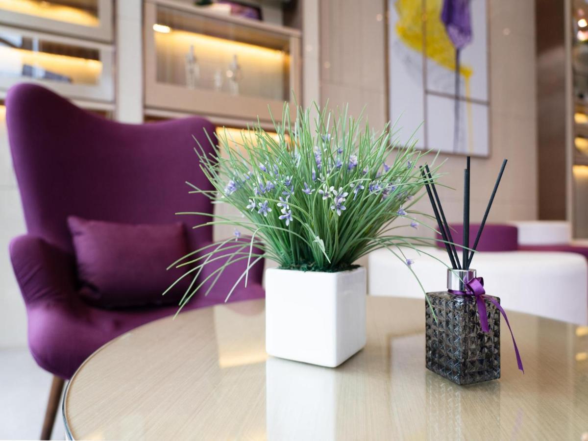 Lavande Hotel Luzhou Wanda Plaza Southwest Commercial City Exterior photo